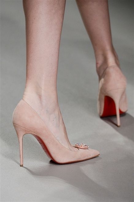 Human leg, Red, Joint, High heels, Pink, Foot, Tan, Carmine, Fashion, Toe, 