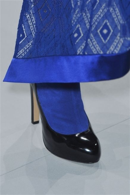 Blue, Textile, Electric blue, Cobalt blue, Fashion, Natural material, Velvet, Court shoe, Pattern, Leather, 