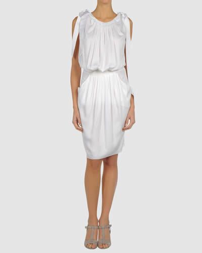 Dress, Shoulder, Joint, Standing, White, One-piece garment, Style, Day dress, Fashion, Pattern, 