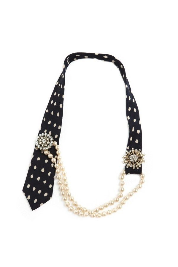 Product, Jewellery, White, Fashion accessory, Style, Fashion, Natural material, Black, Body jewelry, Polka dot, 