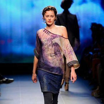 Clothing, Fashion show, Human body, Shoulder, Runway, Joint, Outerwear, Fashion model, Style, Fashion, 