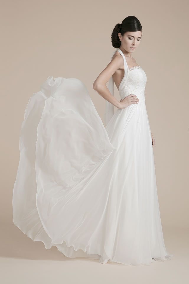 Clothing, Sleeve, Dress, Bridal clothing, Shoulder, Textile, Photograph, White, Gown, Formal wear, 