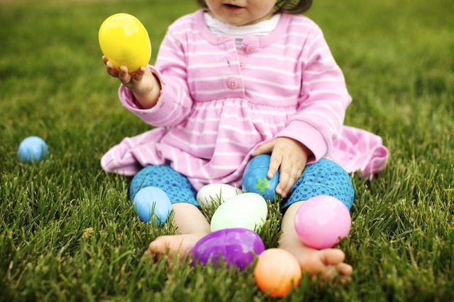 Fun, People, Child, People in nature, Baby & toddler clothing, Ball, Easter, Easter egg, Toddler, Ball, 