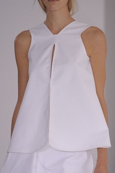 Sleeve, Shoulder, Textile, Joint, White, Fashion, Neck, Day dress, Fashion design, One-piece garment, 