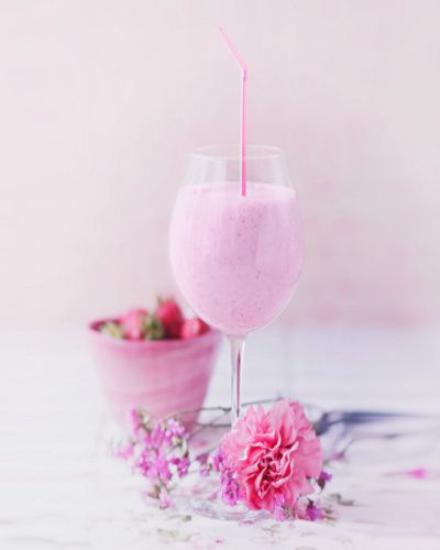 Glass, Drinkware, Pink, Stemware, Drink, Petal, Magenta, Tableware, Drinking straw, Flowerpot, 