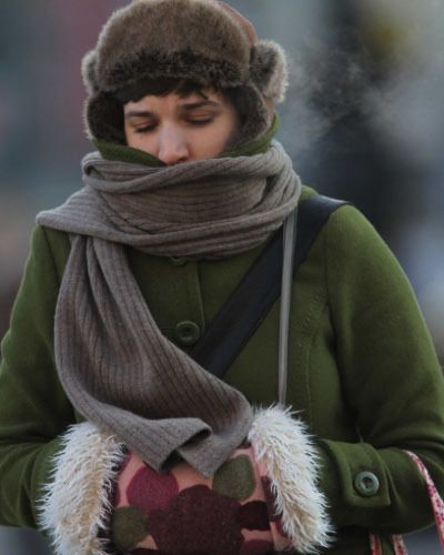 Green, Winter, Textile, Wrap, Wool, Stole, Street fashion, People in nature, Fashion, Fur, 