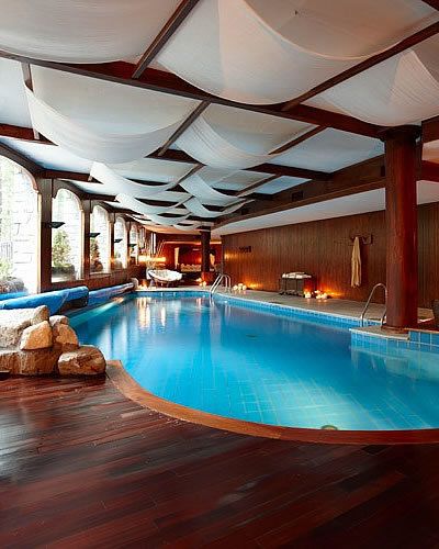 Swimming pool, Blue, Fluid, Ceiling, Interior design, Real estate, Aqua, Azure, Resort, Turquoise, 