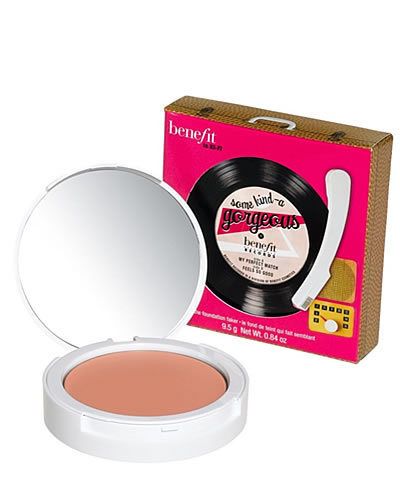 Magenta, Pink, Peach, Cosmetics, Paint, Circle, Camera accessory, Material property, Box, Gaffer tape, 