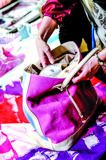 Bag, Purple, Magenta, Pink, Style, Shoulder bag, Violet, Luggage and bags, Strap, Selling, 