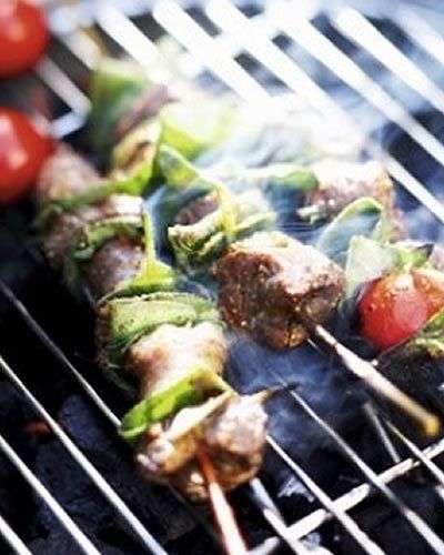 Food, Photograph, Barbecue grill, Ingredient, Finger food, Line, Roasting, Cuisine, Produce, Cooking, 