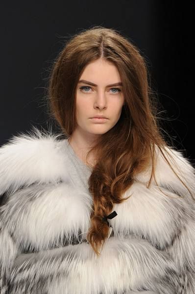 Human, Lip, Hairstyle, Eyebrow, Textile, Fur clothing, Style, Natural material, Fashion model, Beauty, 