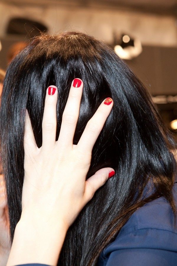 Finger, Hairstyle, Red, Nail, Black hair, Style, Wrist, Beauty, Long hair, Fashion, 