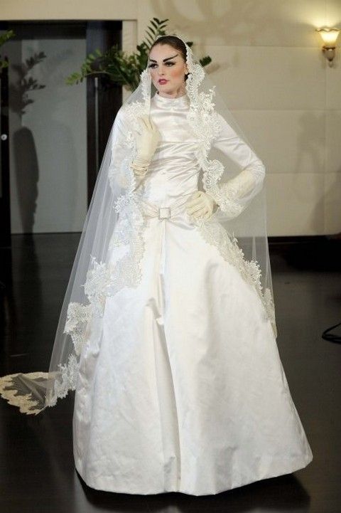 Clothing, Bridal clothing, Sleeve, Shoulder, Dress, Textile, Photograph, Bridal accessory, Wedding dress, Gown, 