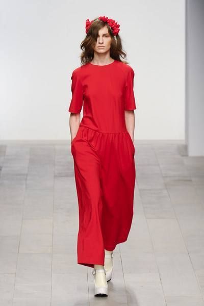 Clothing, Sleeve, Dress, Shoulder, Textile, Joint, Red, One-piece garment, Floor, Style, 