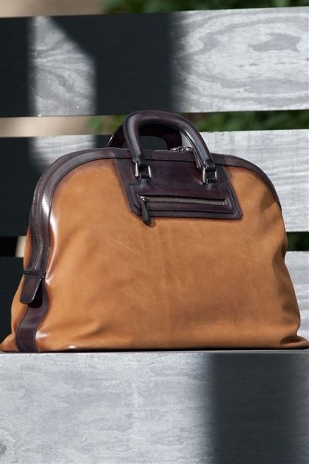 Brown, Bag, Style, Luggage and bags, Shoulder bag, Leather, Tan, Travel, Liver, Baggage, 