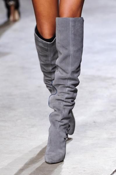 Human leg, Joint, Fashion, Black, Knee, Boot, Fashion design, Sock, Ankle, Knee-high boot, 