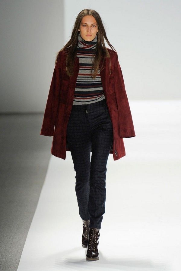 Clothing, Brown, Sleeve, Shoulder, Textile, Winter, Joint, Outerwear, Fashion show, Jeans, 