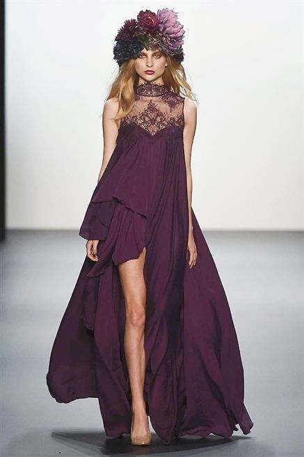 Hairstyle, Shoulder, Purple, Textile, Joint, Dress, Style, One-piece garment, Formal wear, Fashion model, 