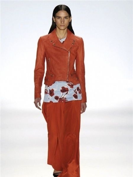 Brown, Sleeve, Shoulder, Standing, Textile, Joint, Style, Formal wear, Waist, Orange, 