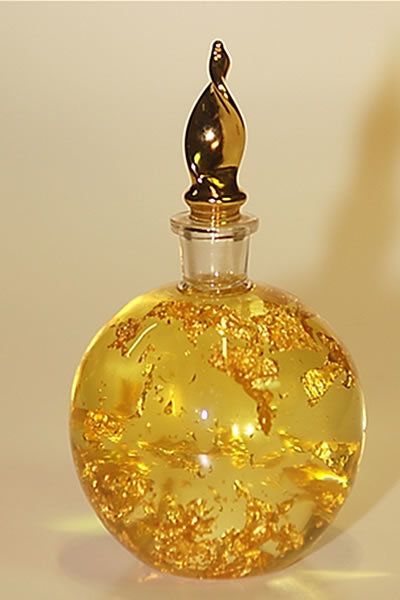 Perfume, Yellow, Amber, Metal, Brass, Holiday ornament, Bronze, Christmas ornament, Gold, Ornament, 