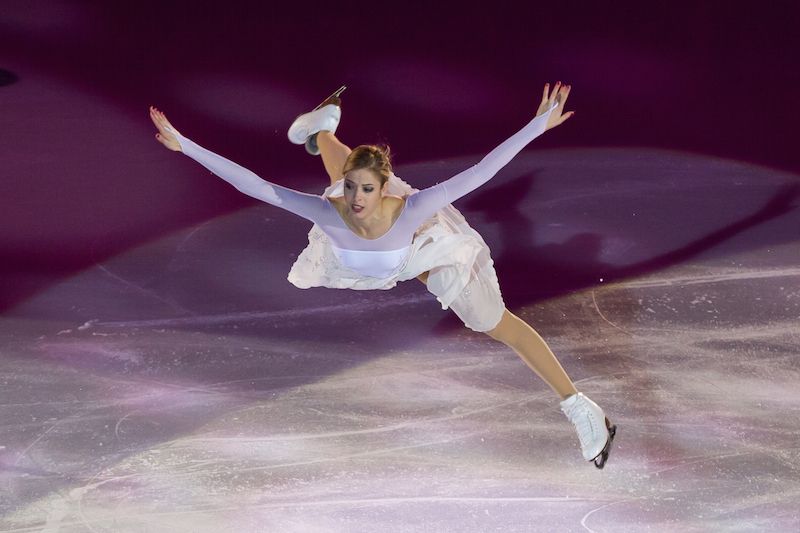 Ice skate, Figure skate, Figure skating, Ice rink, Winter sport, Purple, Dancer, Ice dancing, Athletic dance move, Skating, 