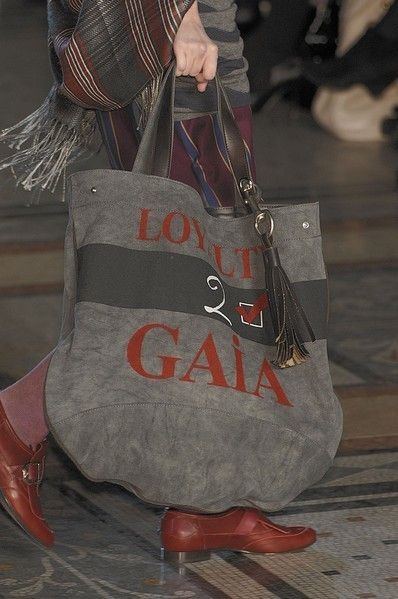 Costume accessory, Carmine, Bag, Shoulder bag, 