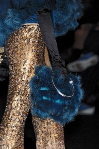 Blue, Textile, Electric blue, Natural material, Costume accessory, Fur, Animal product, Fur clothing, Casuariiformes, 
