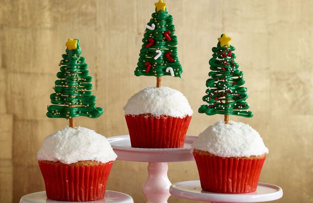 Green, Food, Sweetness, Winter, Cupcake, Dessert, Baked goods, Baking cup, Christmas decoration, Cuisine, 