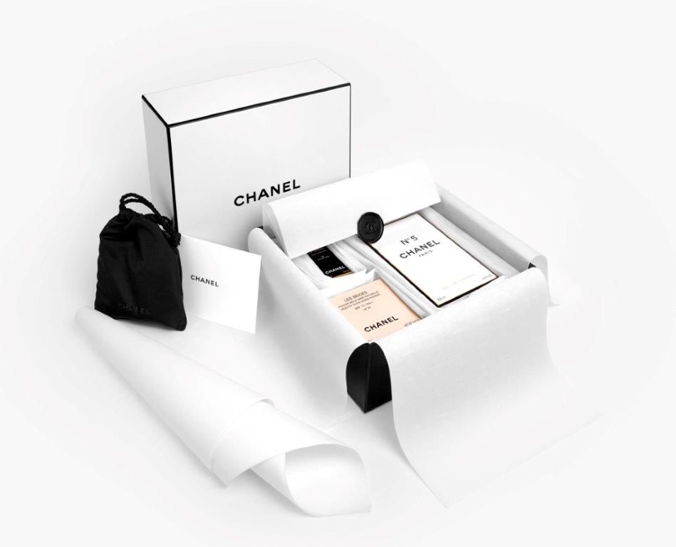 Chanel apre lo shopping on line
