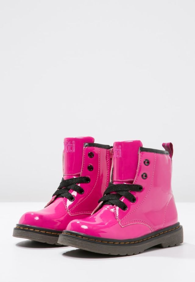 Footwear, Product, Shoe, Boot, Magenta, Pink, Carmine, Fashion, Purple, Maroon, 