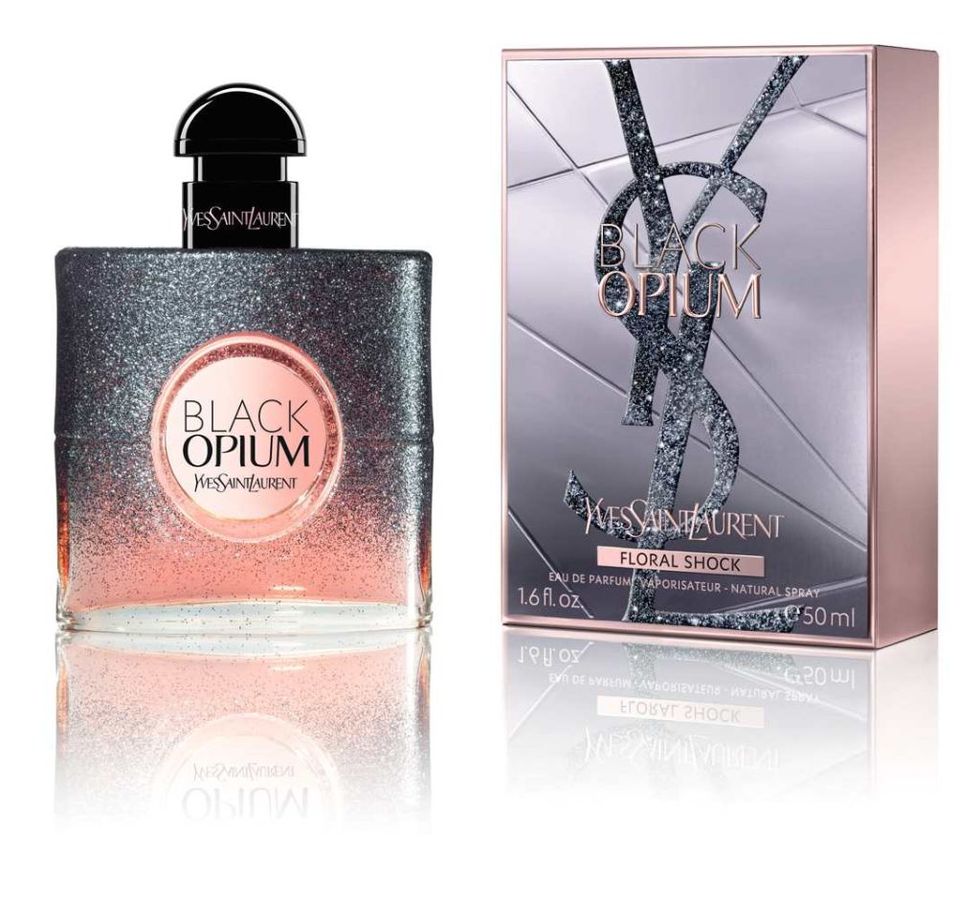 <p>Black Opium Eau de Parfume è caratterizzato da&nbsp;note intense di caffè nero abbinate alla dolcezza della vaniglia.<span class="redactor-invisible-space" data-verified="redactor" data-redactor-tag="span" data-redactor-class="redactor-invisible-space"></span></p>