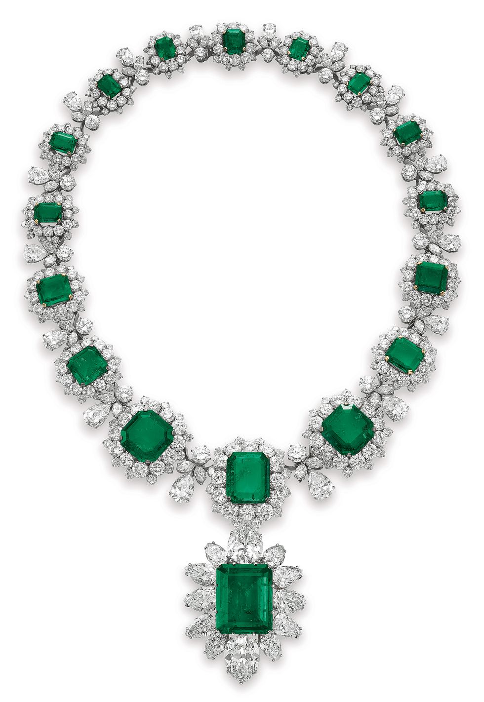 Jewellery, Fashion accessory, Emerald, Body jewelry, Gemstone, Necklace, Jewelry making, Diamond, Jade, 