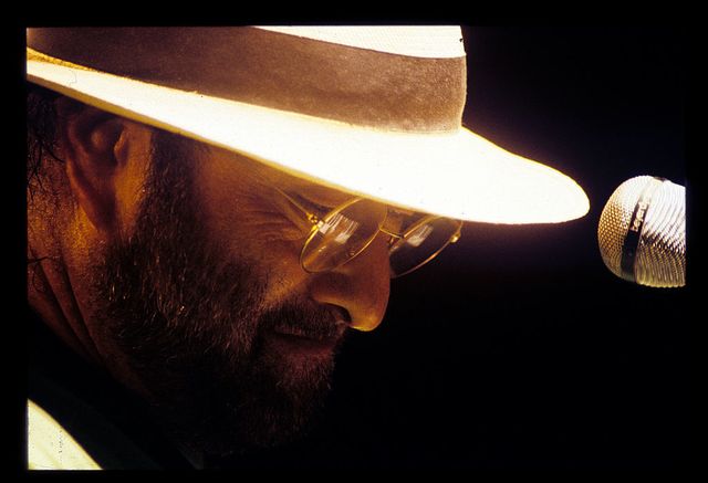 Le frasi più belle delle canzoni di Lucio Dalla