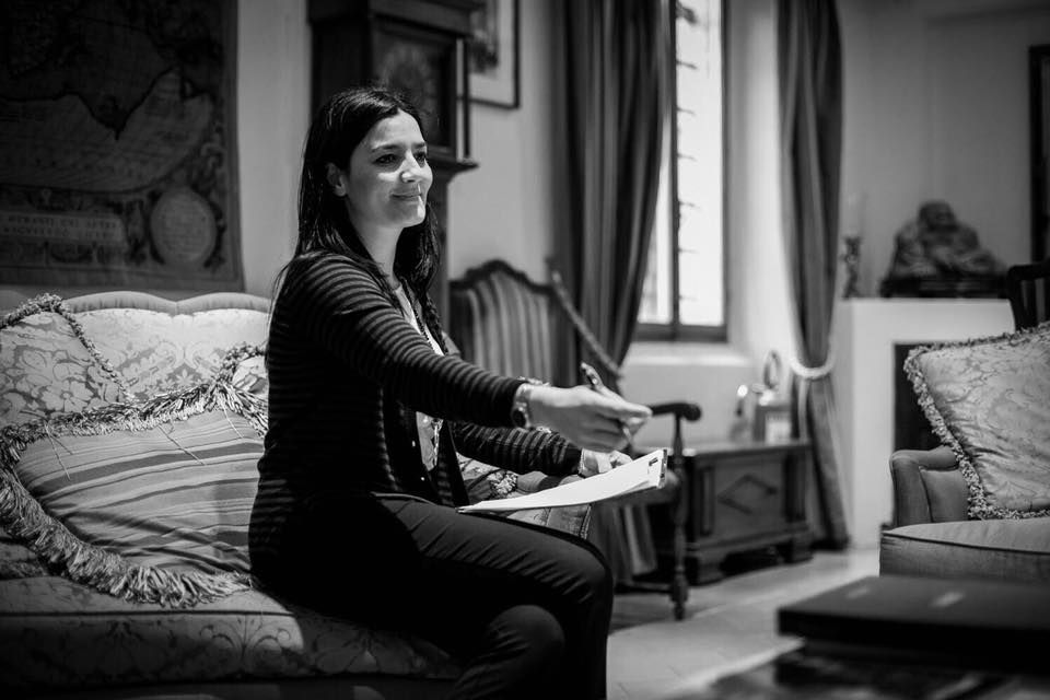 Black-and-white, Sitting, Monochrome, Photography, Room, Monochrome photography, House, Furniture, Reading, Style, 