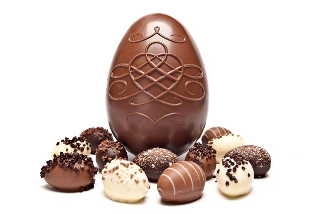 Food, Chocolate, Chocolate truffle, Rum ball, Easter egg, Bourbon ball, Egg, Praline, Chocolate-coated peanut, Egg, 