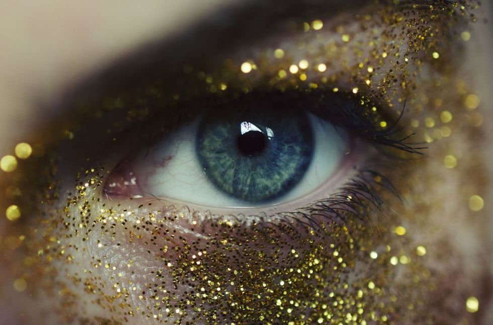 Eye, Iris, Close-up, Glitter, Eyebrow, Organ, Eyelash, Macro photography, Beauty, Skin, 