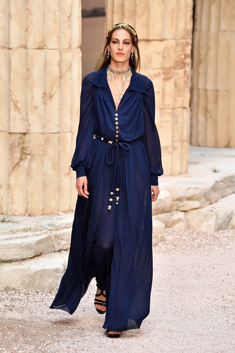 Clothing, Fashion, Cobalt blue, Outerwear, Street fashion, Fashion model, Dress, Robe, Electric blue, Neck, 