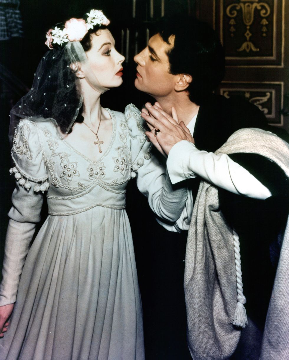 Vivien Leigh e  Laurence Olivier in Elisabetta d'Inghilterra