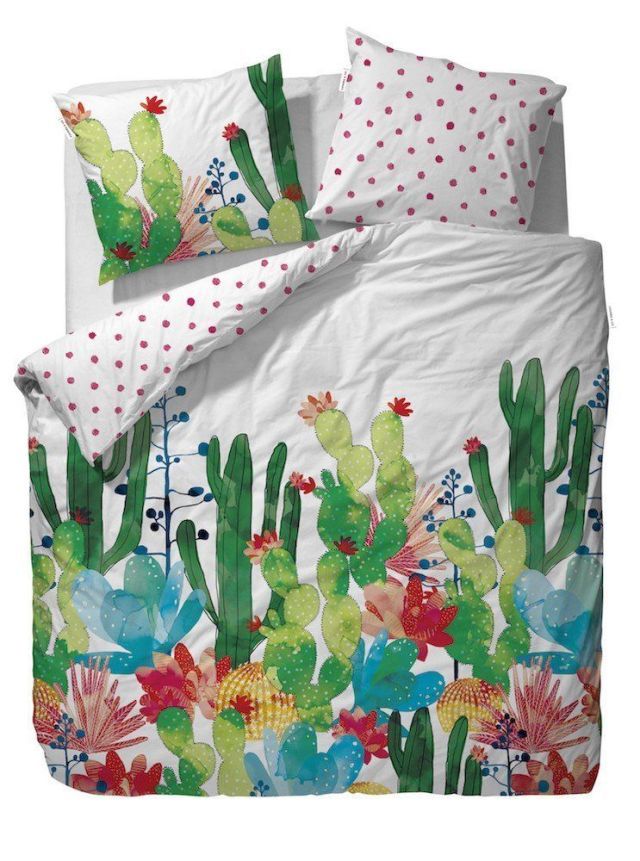 Bed sheet, Textile, Green, Bedding, Product, Linens, Duvet cover, Duvet, Plant, Rectangle, 
