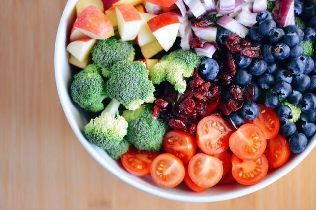 Natural foods, Food, Superfood, Fruit salad, Broccoli, Vegetable, Blackberry, Whole food, Fruit, Vegan nutrition, 