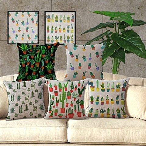 Cushion, Couch, Furniture, Green, Sofa bed, Throw pillow, Pillow, Living room, Room, Leaf, 