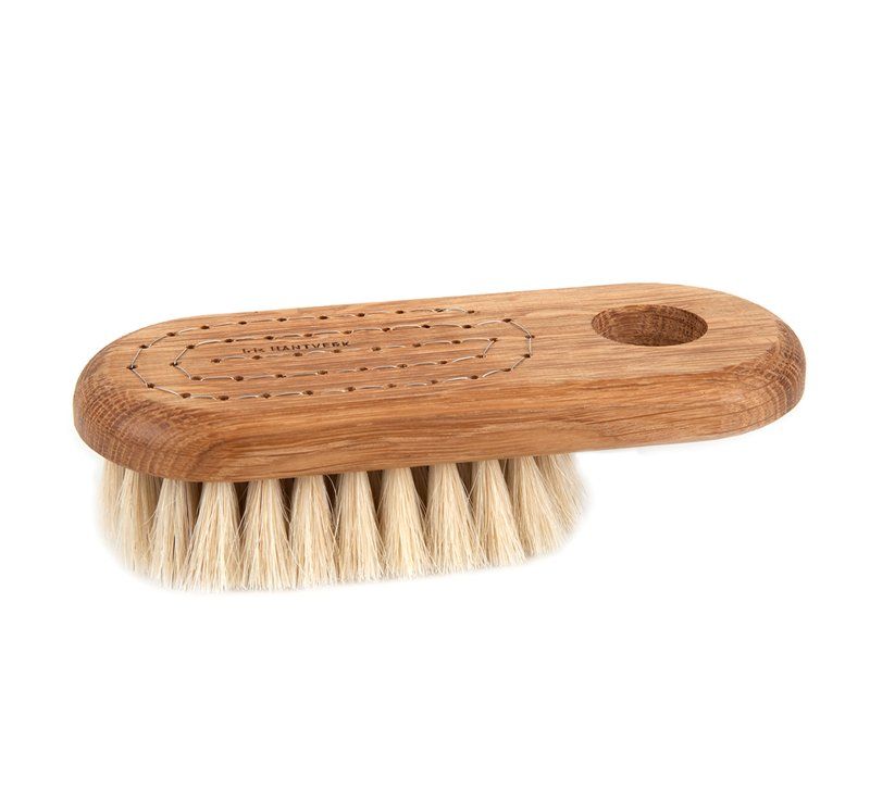 Brush, Comb, Footwear, Shoe, Wood, Hair accessory, Horse grooming, 