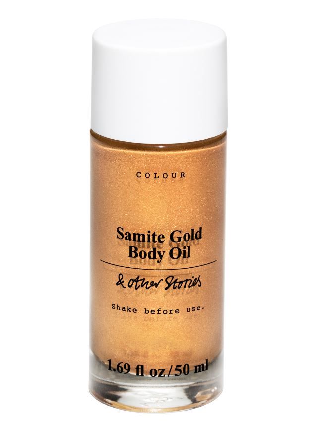 Dà lucentezza e radiosità alla pelle grazie alla formulazione contenente fico selvatico e olio di Macadamia, & Other Stories Samite Gold Body Oil, €20