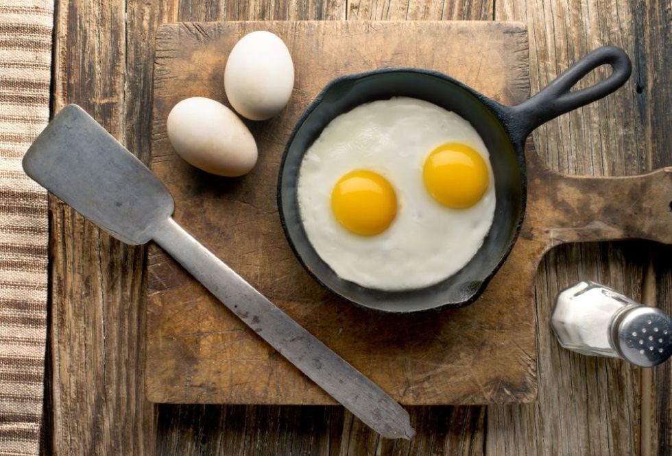 Food, Dish, Egg, Ingredient, Egg yolk, Fried egg, Frying pan, Cuisine, Poached egg, Egg white, 