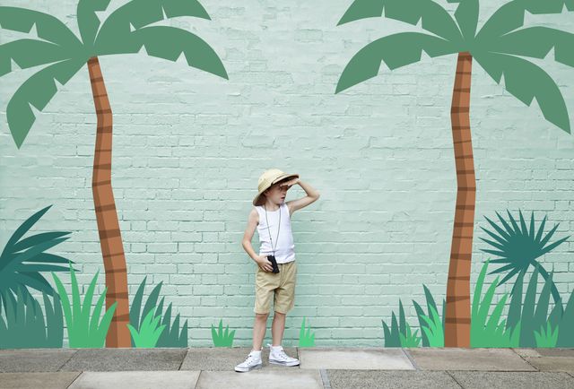 Green, Human body, Leaf, Woody plant, People in nature, Terrestrial plant, Street fashion, Arecales, Plant stem, Palm tree, 
