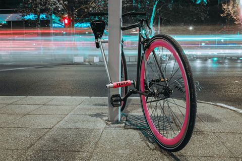 Bicycle wheel, Bicycle, Bicycle part, Bicycle tire, Spoke, Vehicle, Wheel, Bicycle drivetrain part, Bicycle frame, Pink, 