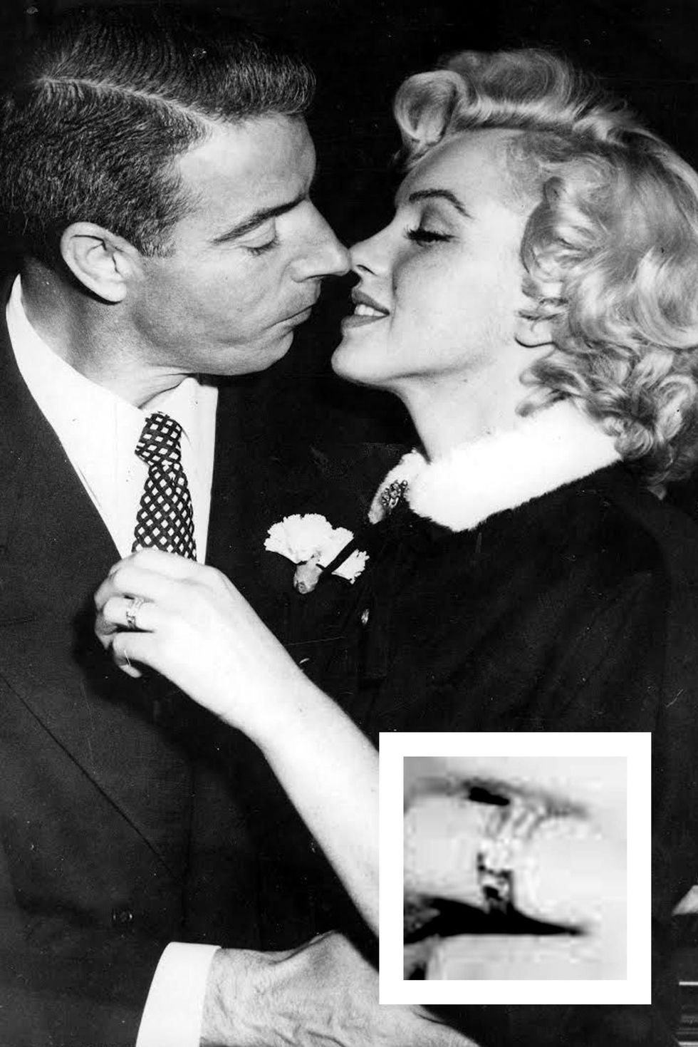 <p>On their wedding day, Joe DiMaggio gave Marilyn Monroe a platinum eternity band with 35 baguette-cut diamonds.</p>