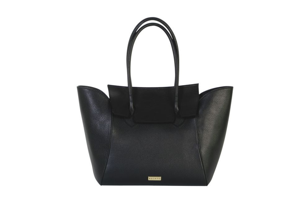 Handbag, Bag, Black, Product, Fashion accessory, Tote bag, Leather, Birkin bag, Material property, Shoulder bag, 