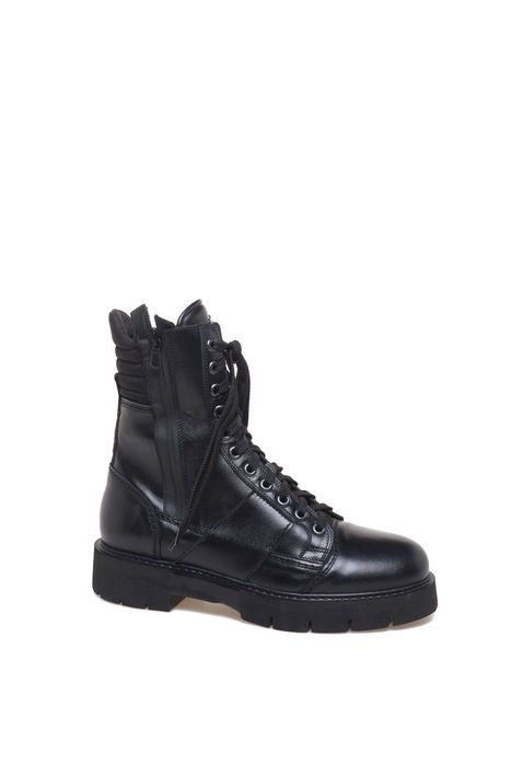 Shoe, Footwear, Black, Boot, Sneakers, Work boots, Hiking boot, Steel-toe boot, Leather, 