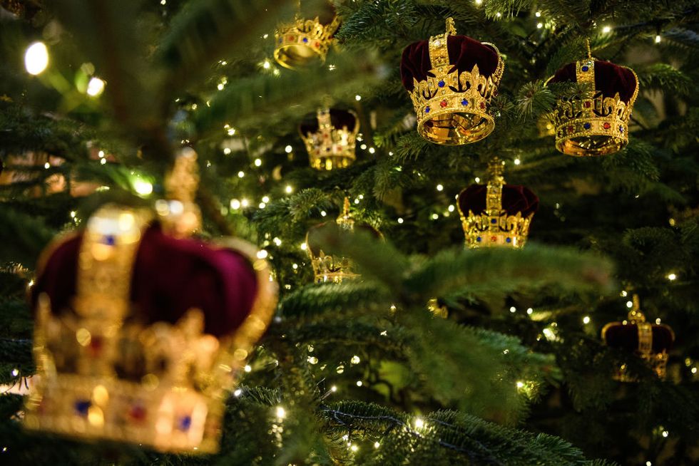 Christmas ornament, Christmas, Tree, Christmas tree, Christmas decoration, Ornament, Sky, Christmas lights, Fir, Interior design, 